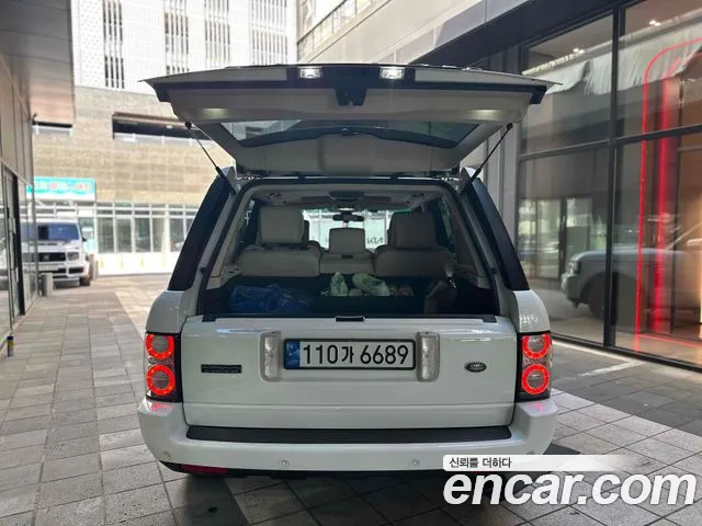 Land Rover Range Rover — интерьер