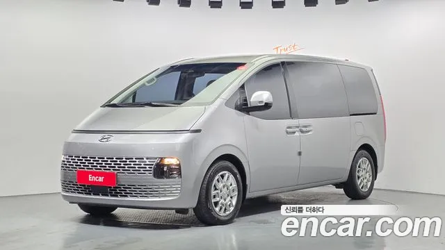 Hyundai Staria