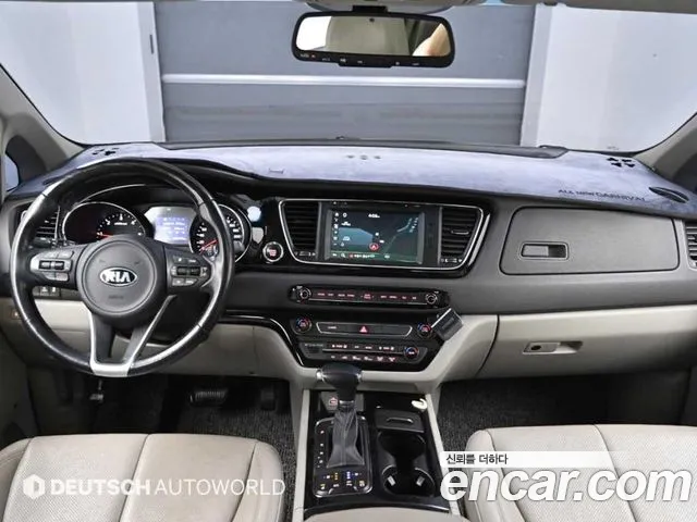 Kia Carnival — интерьер