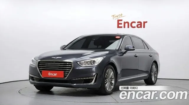 Genesis EQ900