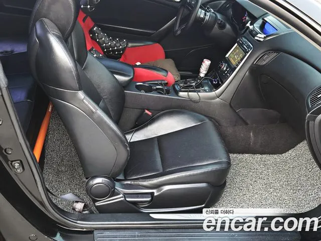 Hyundai Genesis — интерьер