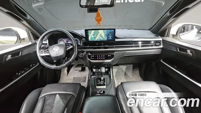 KG Mobility Rexton — интерьер