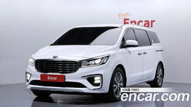 Kia Carnival — экстерьер