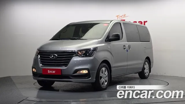 Hyundai Starex