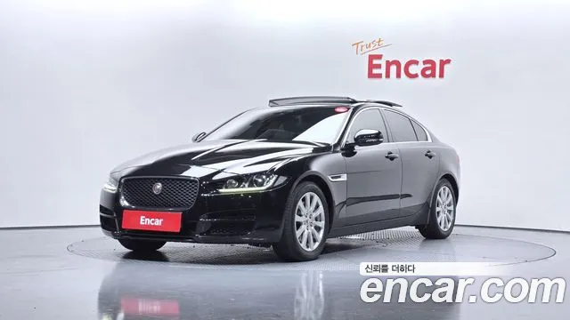 Jaguar XE