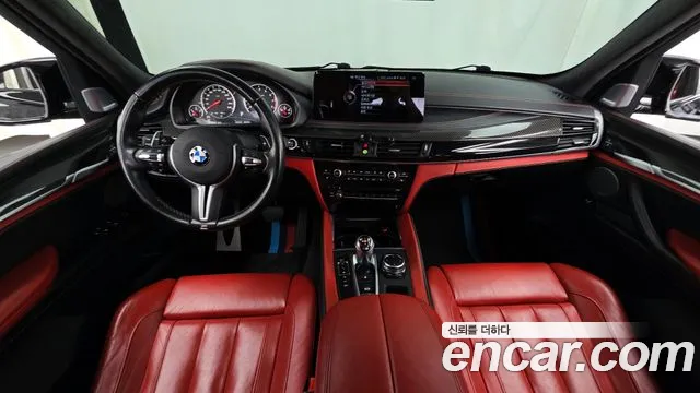 BMW X5M — интерьер
