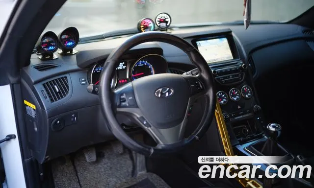 Hyundai Genesis — интерьер