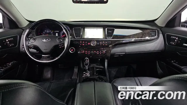 Kia K9 — интерьер