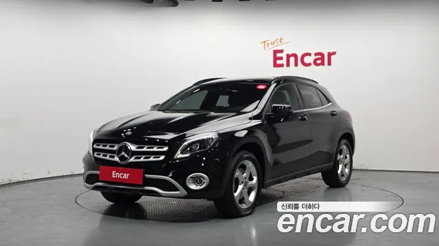 Mercedes-Benz GLA-класс