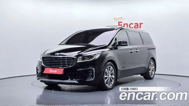 Kia Carnival — экстерьер