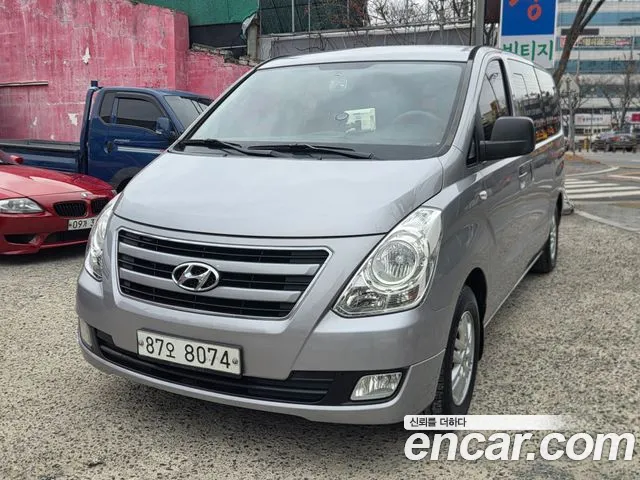Hyundai Starex