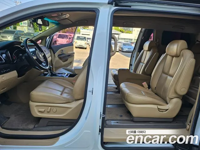 Kia Carnival — интерьер