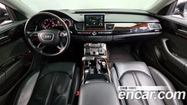 Audi A8 — интерьер