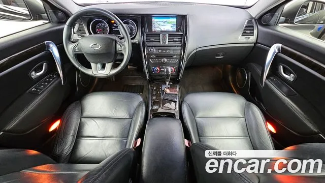 Renault Korea SM7 — интерьер