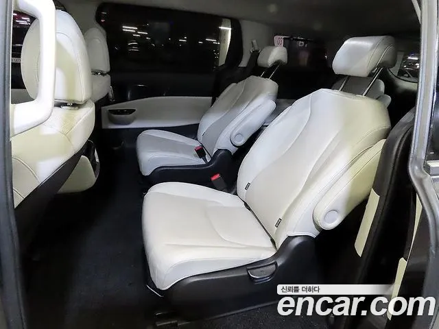 Kia Carnival — интерьер