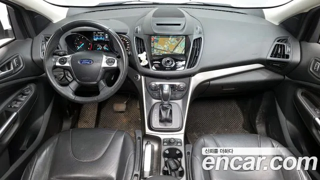 Ford Kuga — интерьер