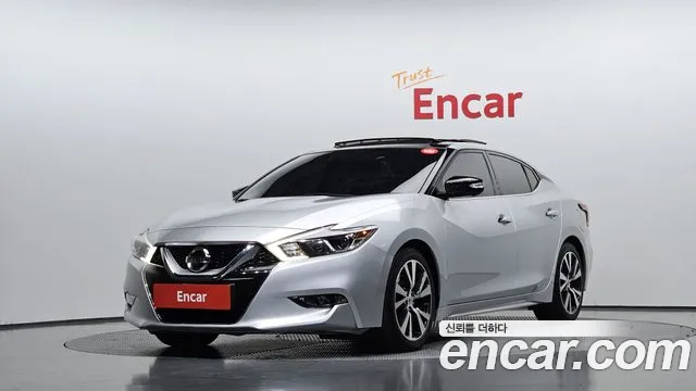 Nissan Maxima