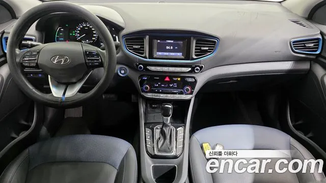 Hyundai Ioniq — интерьер