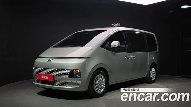 Hyundai Staria