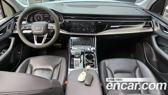 Audi Q7 — интерьер