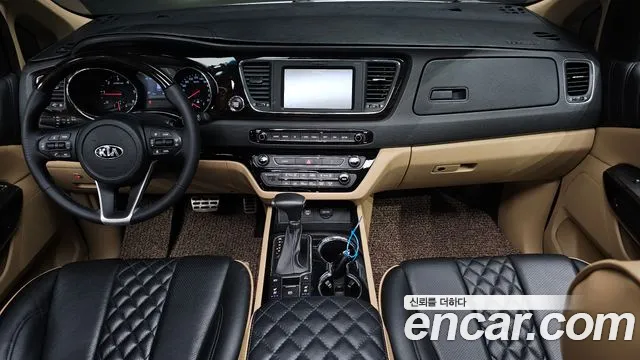Kia Carnival — интерьер