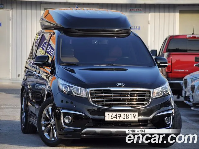 Kia Carnival — экстерьер