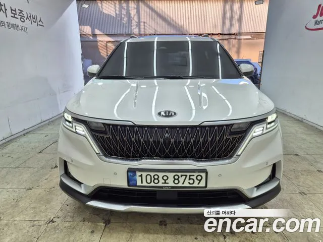 Kia Carnival — экстерьер