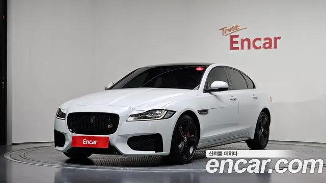 Jaguar XF