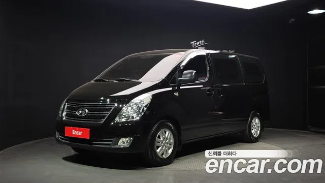 Hyundai Starex