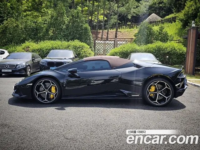 Lamborghini Huracan — интерьер
