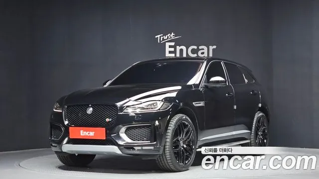 Jaguar F-Pace