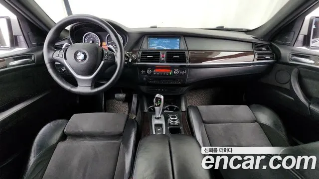 BMW X6 — интерьер