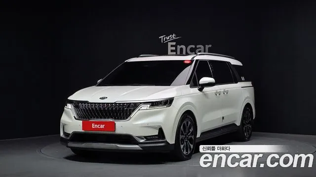 Kia Carnival — экстерьер