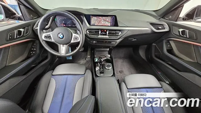 BMW 2 серия — интерьер