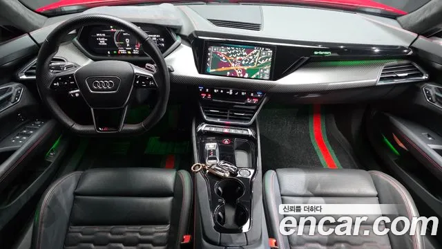 Audi RS e-tron GT — интерьер