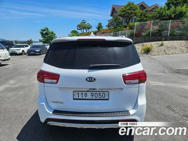 Kia Carnival — интерьер