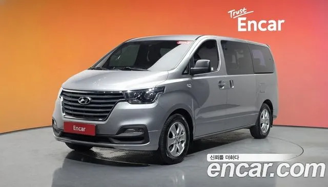 Hyundai Starex