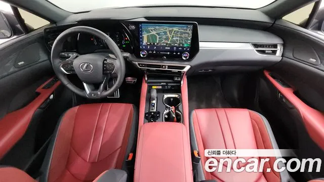 Lexus RX — интерьер