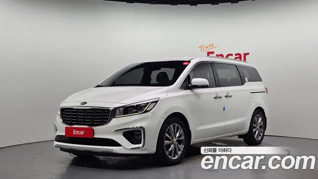 Kia Carnival — экстерьер