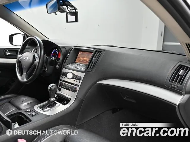 Infiniti G — интерьер