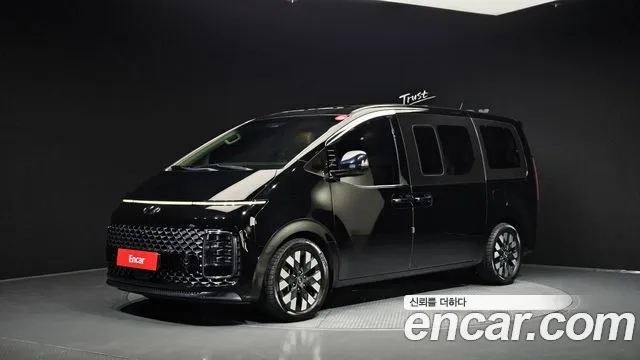 Hyundai Staria