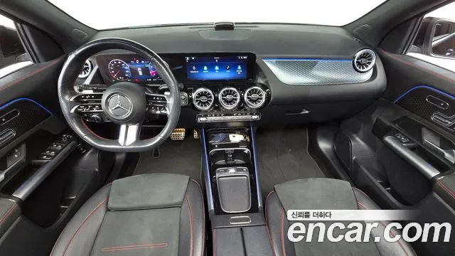 Mercedes-Benz GLA-класс — интерьер