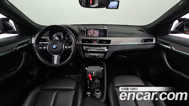 BMW X2 — интерьер