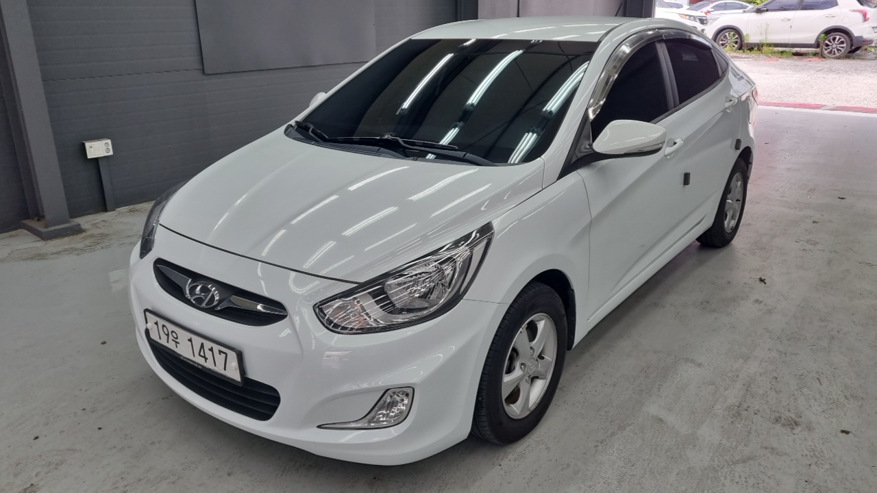 Hyundai Accent