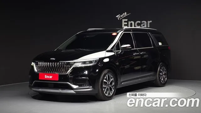 Kia Carnival — экстерьер
