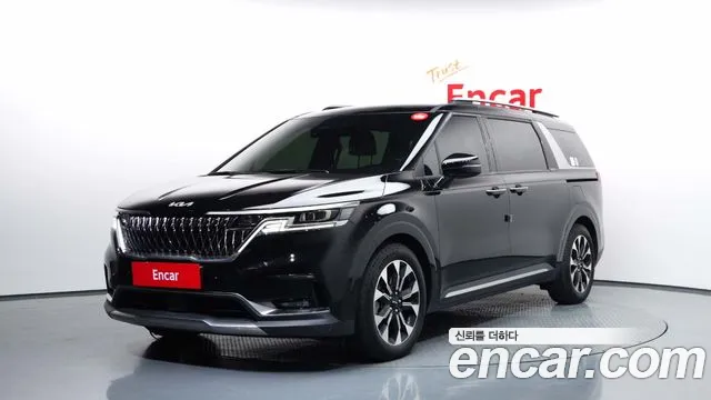 Kia Carnival — экстерьер