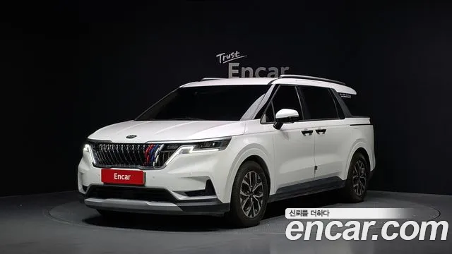 Kia Carnival — экстерьер