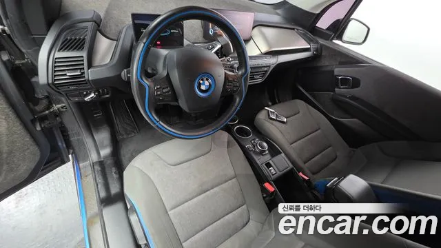 BMW i3 — интерьер