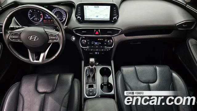 Hyundai Santa Fe — интерьер