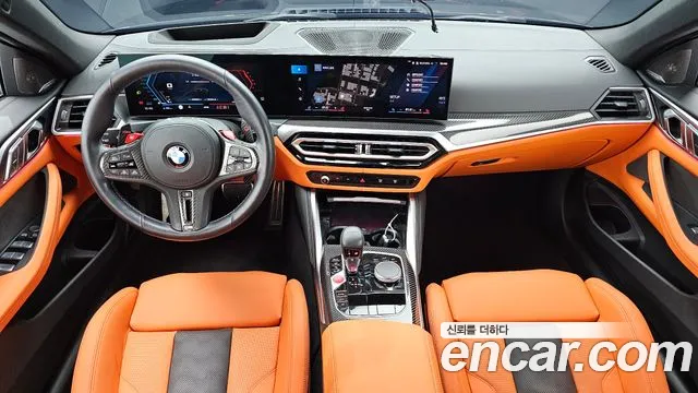 BMW M4 — интерьер